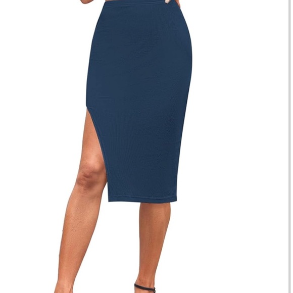 Women’s 2 piece outfit - Picture 3 of 10